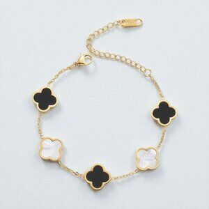 URBAN LUXE Black & White Four-Leaf Clover Bracelet 18K Gold-Plated Steel